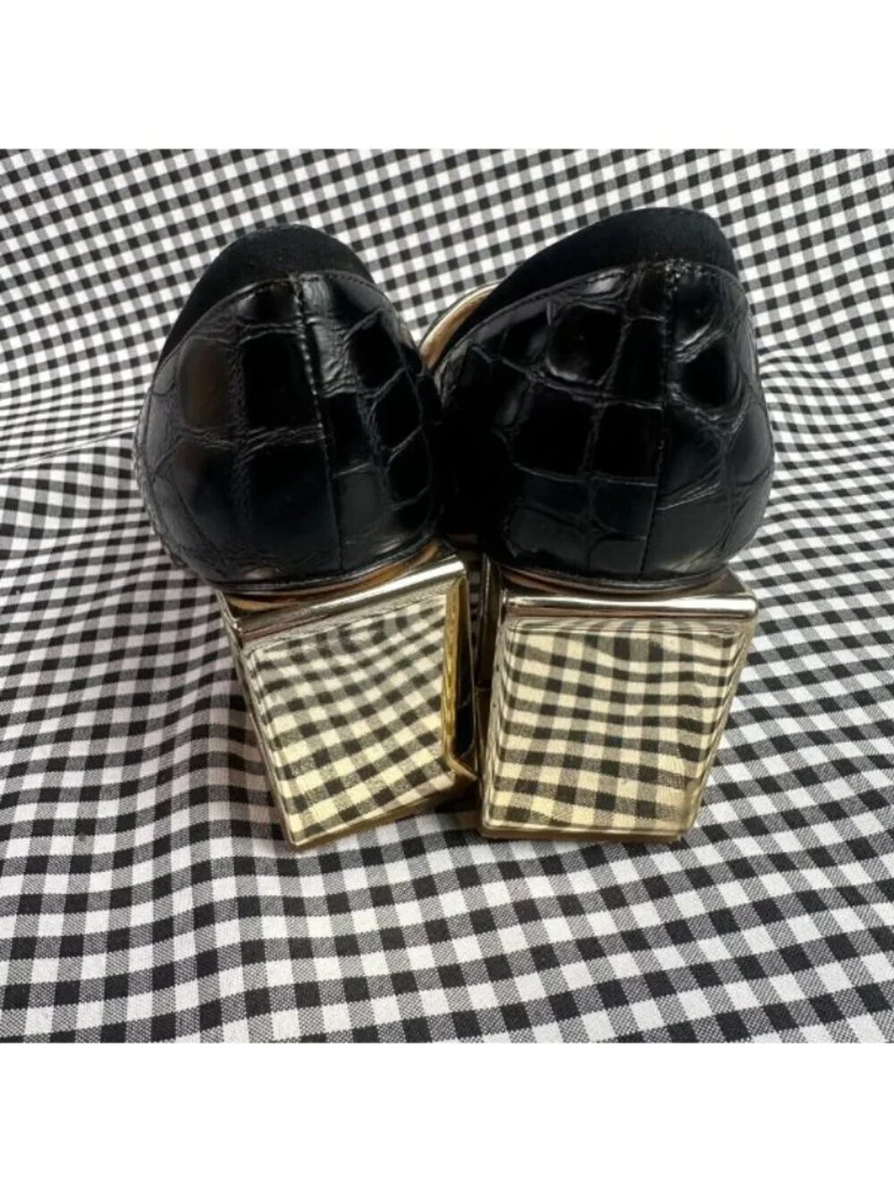 Tory Burch statement tory